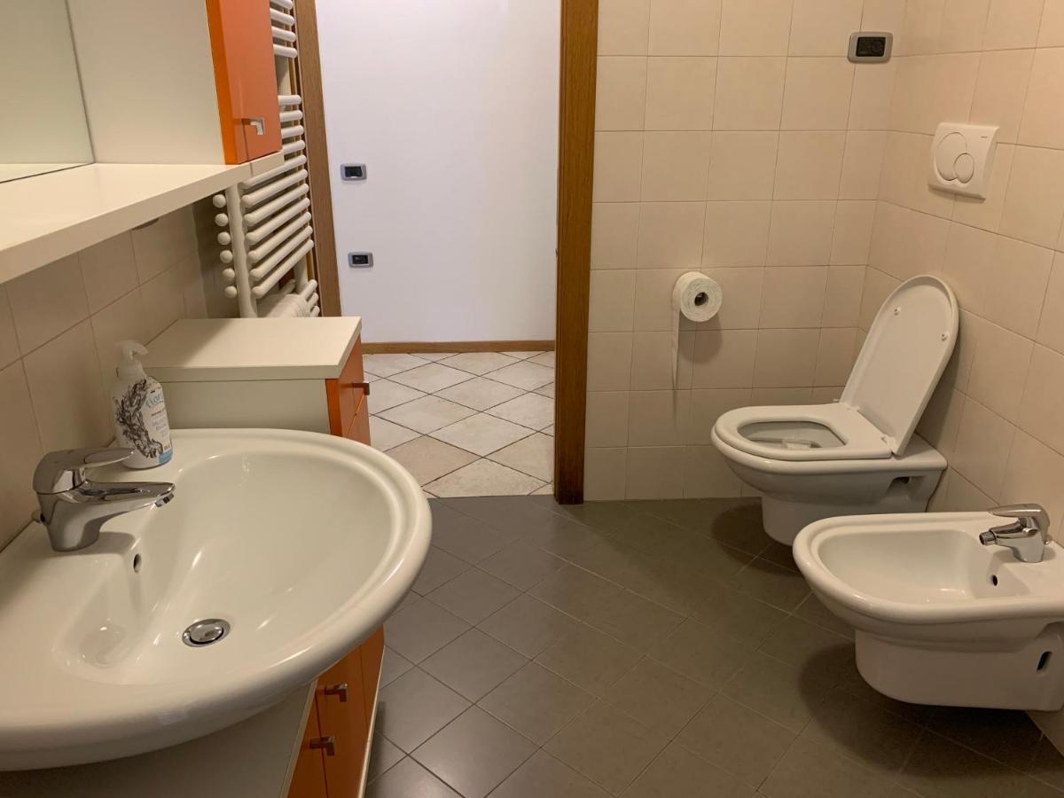 Appartamento Ivonn Con Giardino Riva del Garda Buitenkant foto
