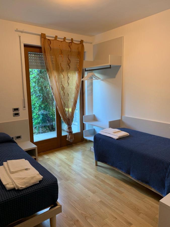 Appartamento Ivonn Con Giardino Riva del Garda Buitenkant foto